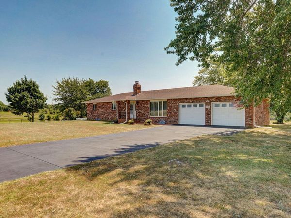 11281 Lawrence 2040, Miller, MO 65707