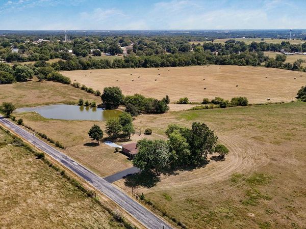 11281 Lawrence 2040, Miller, MO 65707