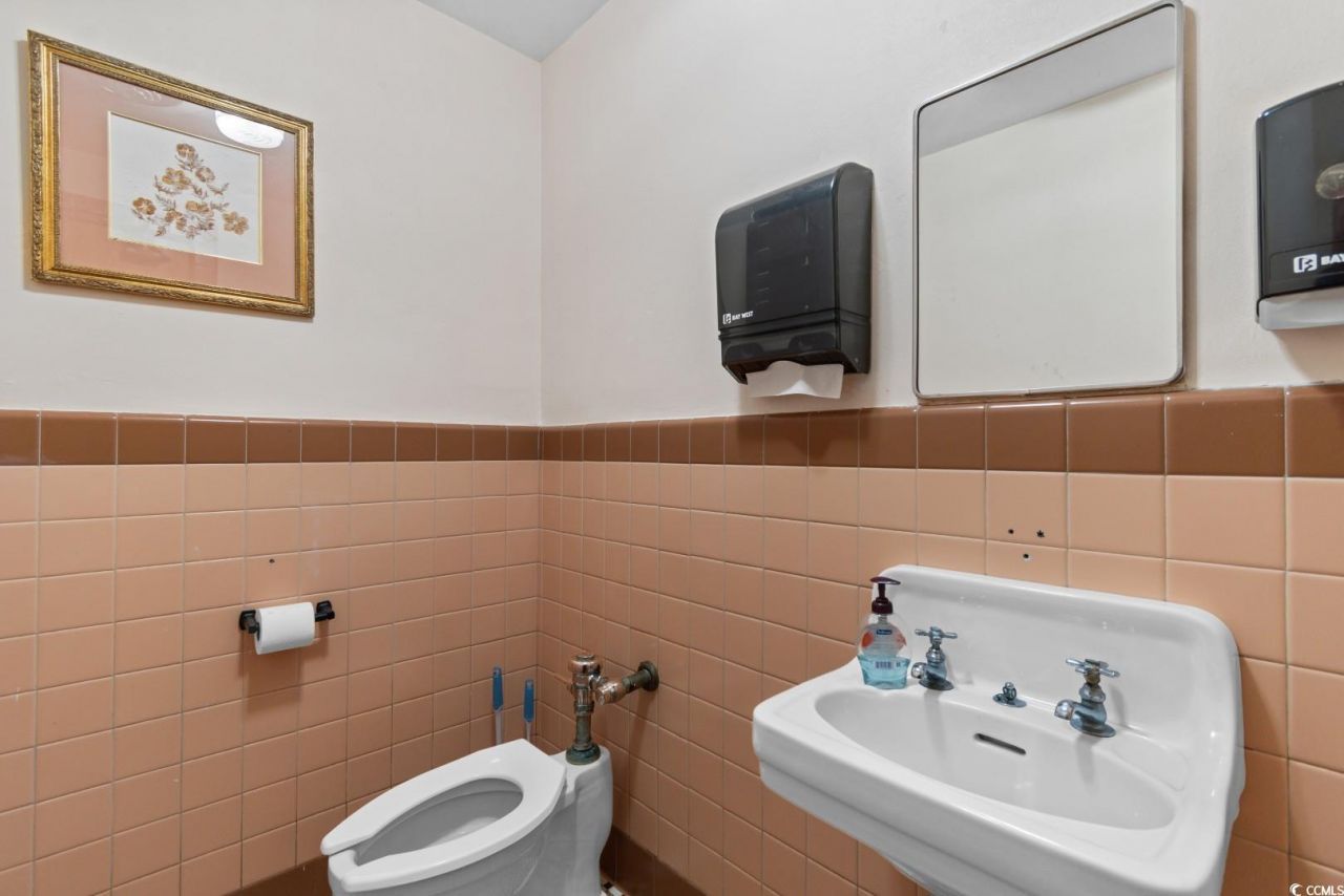 1530 Highmarket St. Photo 15