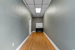 1530 Highmarket St. photo 4