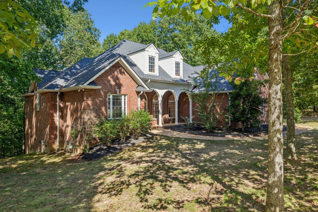 324 Pebblebrook Dr, Ashland City, TN 37015 Main Photo