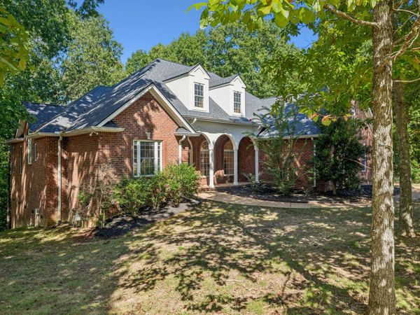 324 Pebblebrook Dr, Ashland City, TN 37015