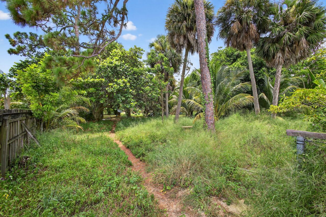 129 Fleming Avenue, Greenacres, FL 33463 Photo