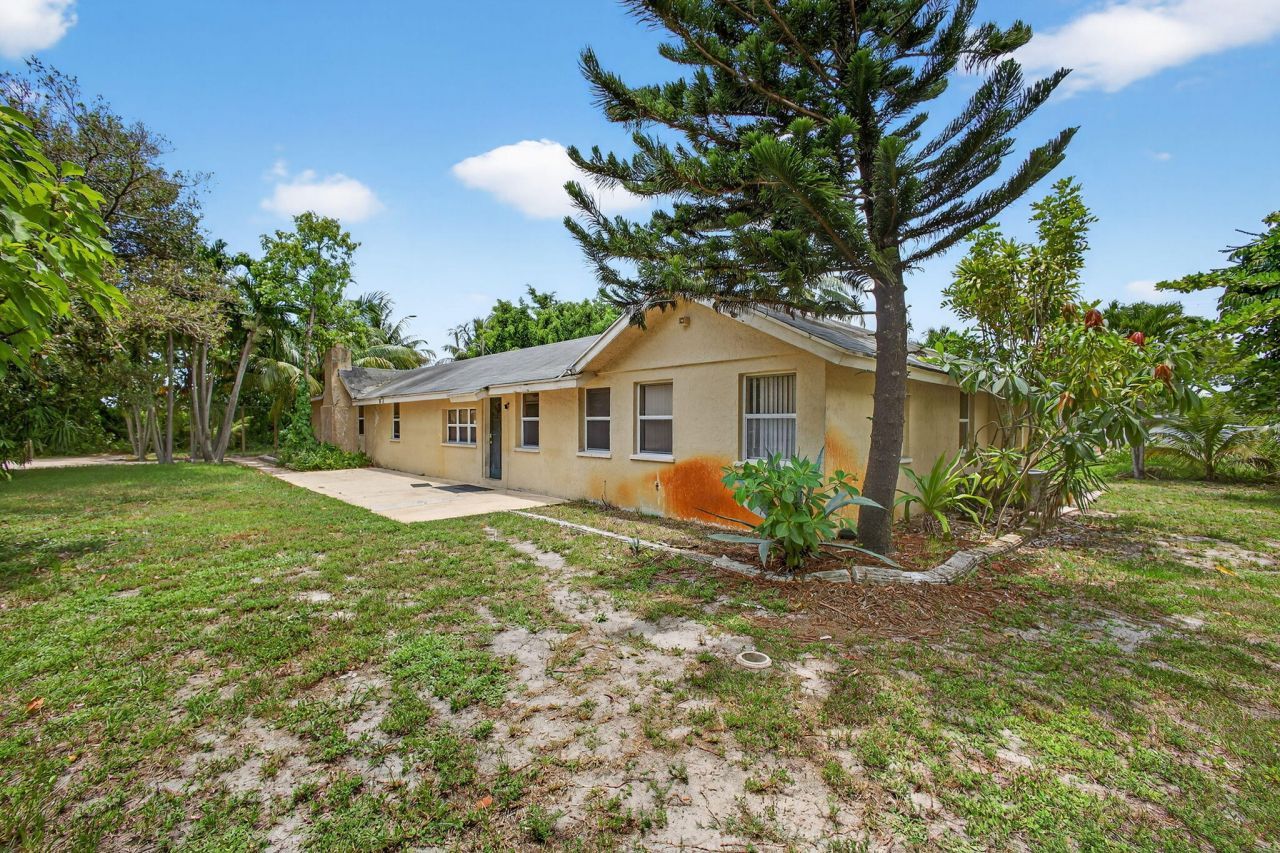 129 Fleming Avenue, Greenacres, FL 33463 Photo