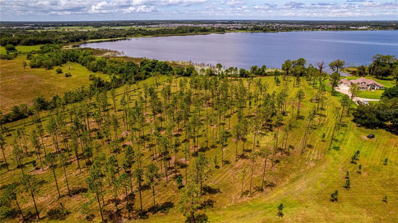 2360 Live Oak Lake Rd, Saint Cloud, FL 34771 Photo