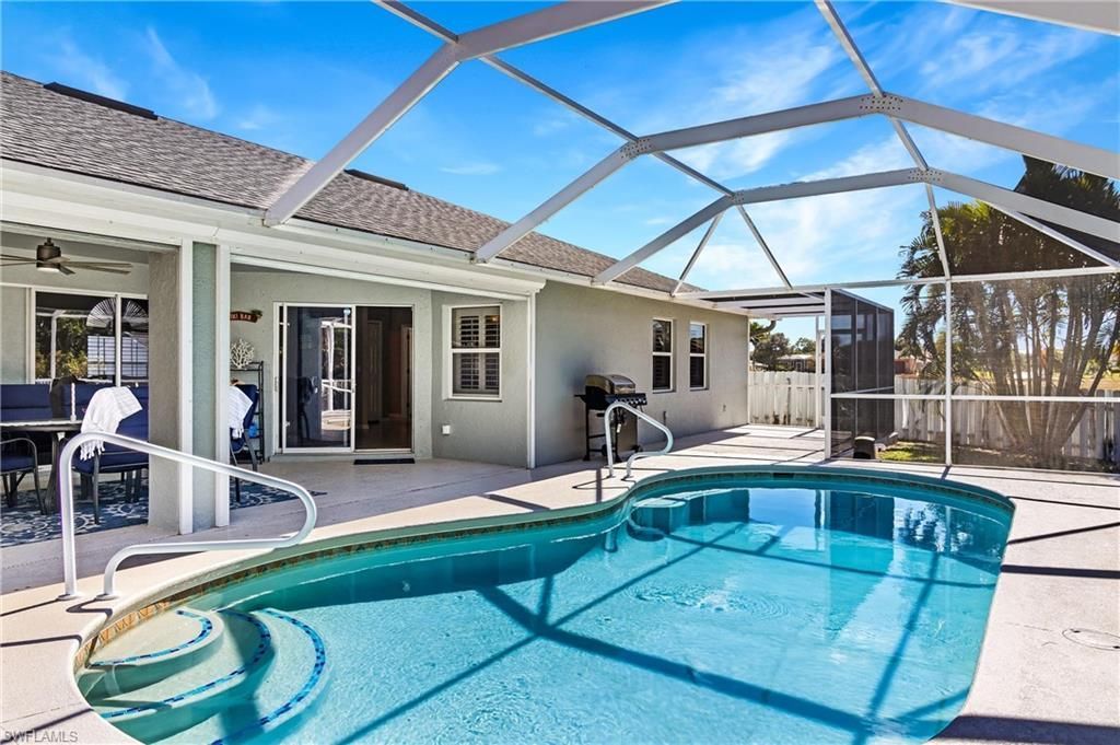 2014 NW 25th Pl, Cape Coral, FL 33993 Photo