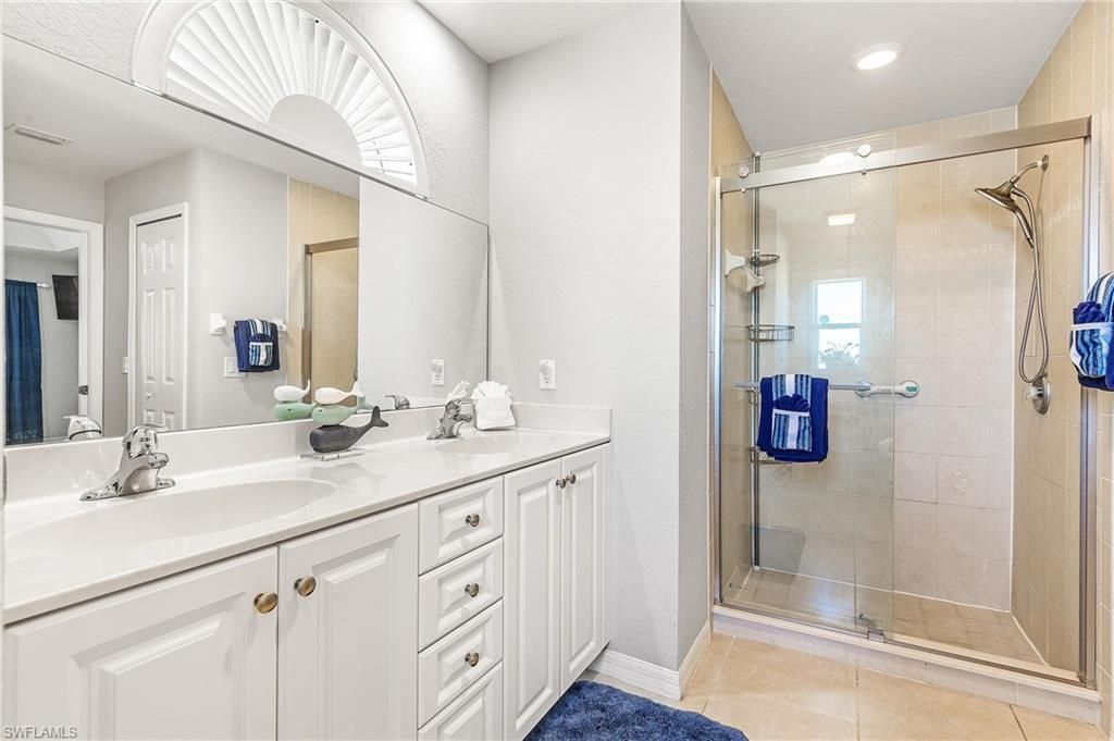 2014 NW 25th Pl, Cape Coral, FL 33993 Photo
