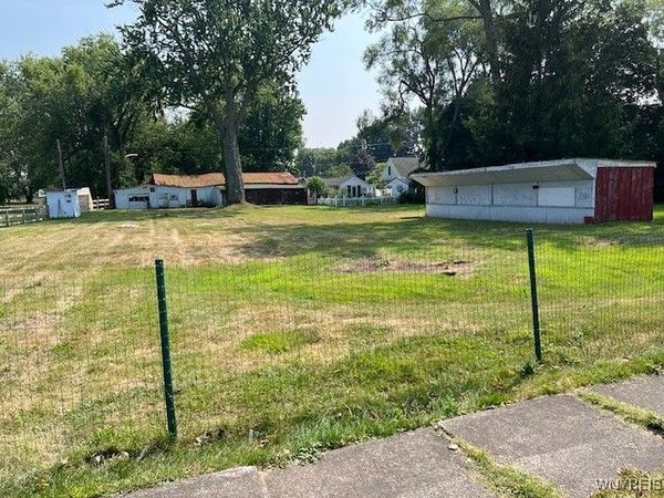 6006 E Main, Olcott, NY 14126