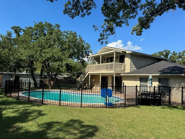 703 San Jacinto Street, Mineral Wells, TX 76067