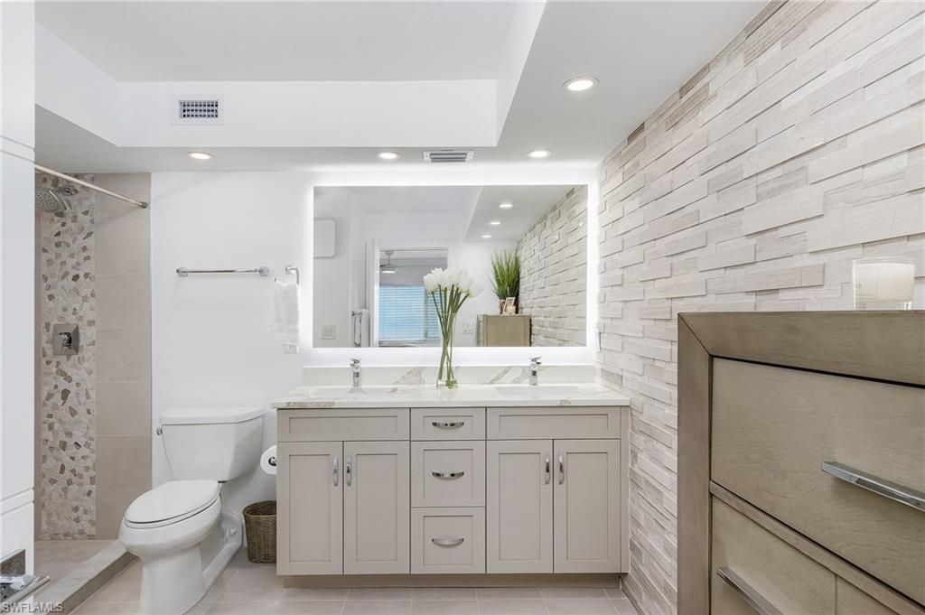 26340 Hickory Blvd, Unit 401, Bonita Springs, FL 34134 Photo