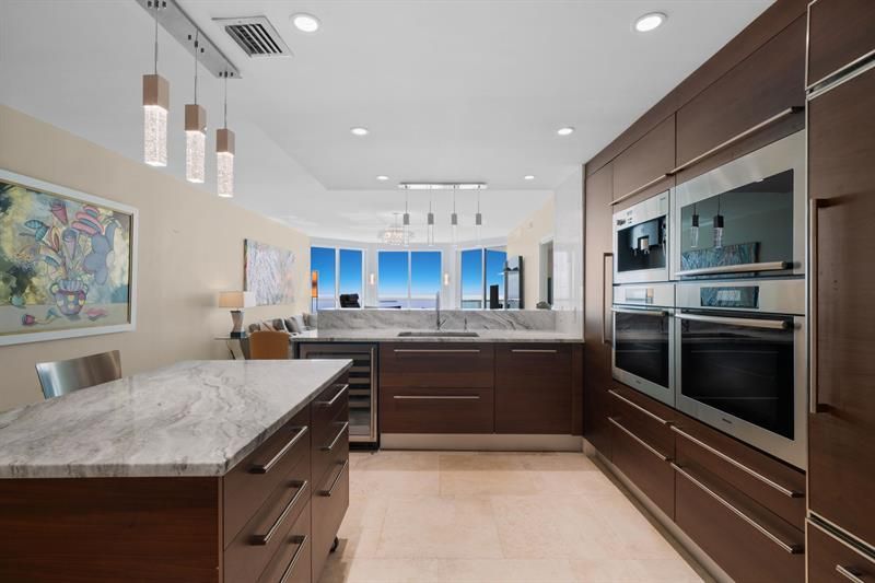 101 S Fort Lauderdale Beach Boulevard, Unit 2402, Fort Lauderdale, FL 33316 Photo