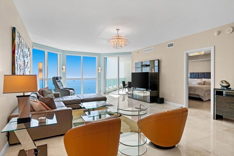 101 S Fort Lauderdale Beach Boulevard, Unit 2402, Fort Lauderdale, FL 33316 Photo