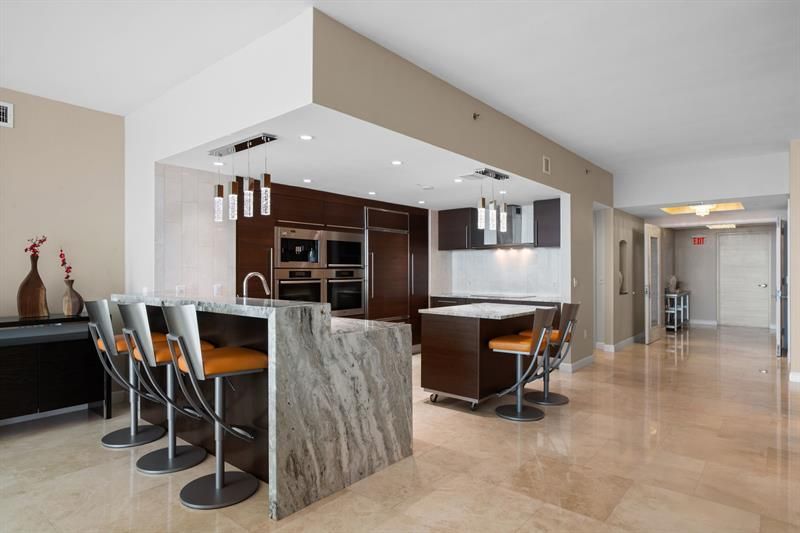 101 S Fort Lauderdale Beach Boulevard, Unit 2402, Fort Lauderdale, FL 33316 Photo