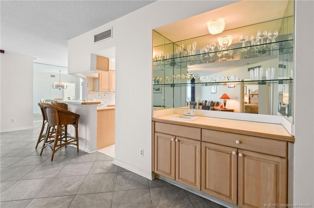 8650 S Ocean Drive, Unit 306, Jensen Beach, FL 34957 Photo