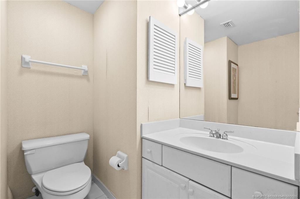 8650 S Ocean Drive, Unit 306, Jensen Beach, FL 34957 Photo