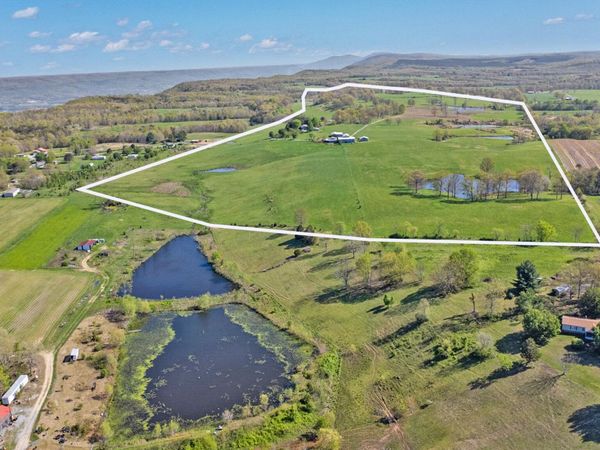 455 Muddy Branch Road, Pikeville, TN 37367