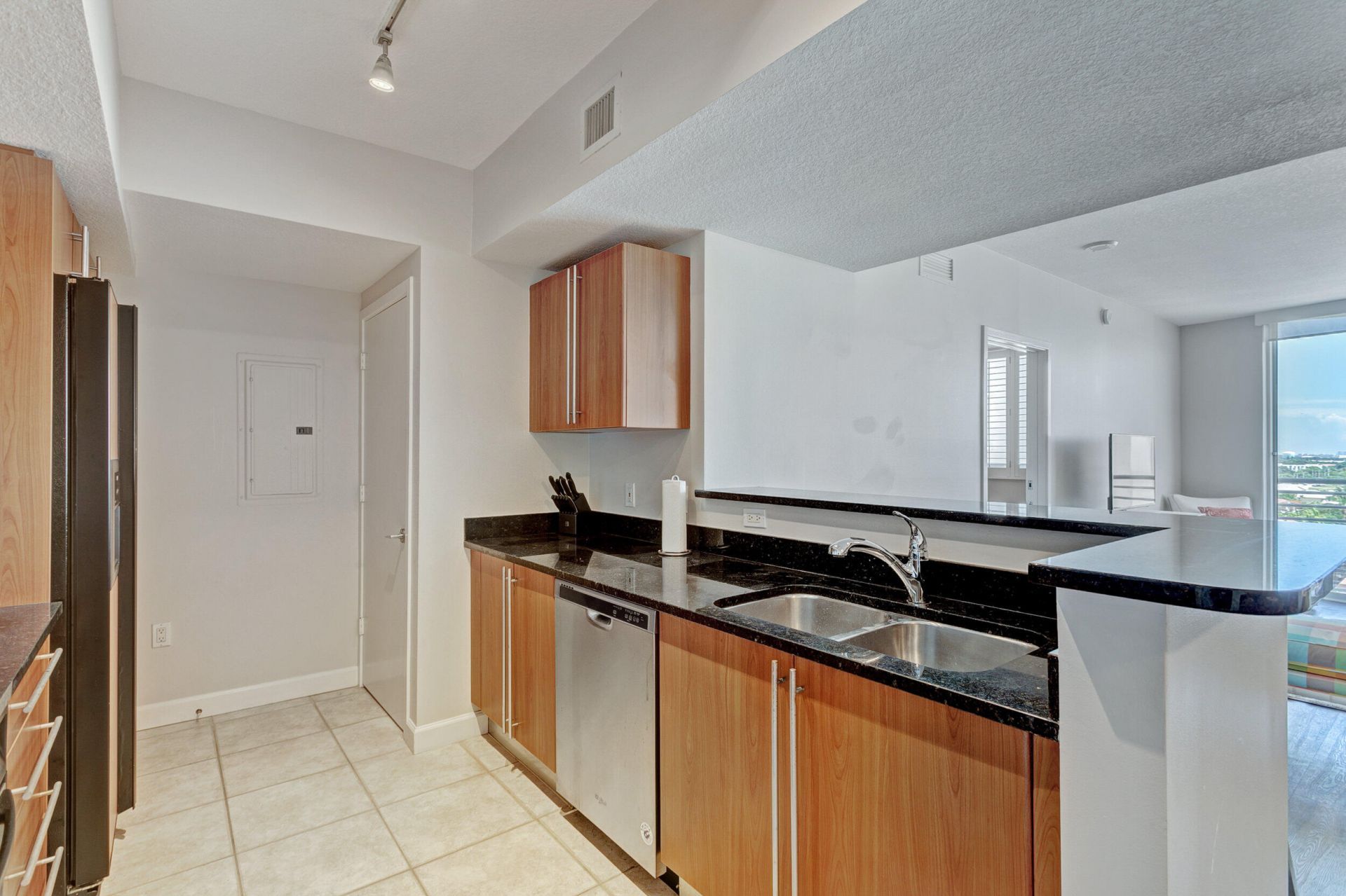 1551 N Flagler Drive, Unit 1102, West Palm Beach, FL 33401 Photo