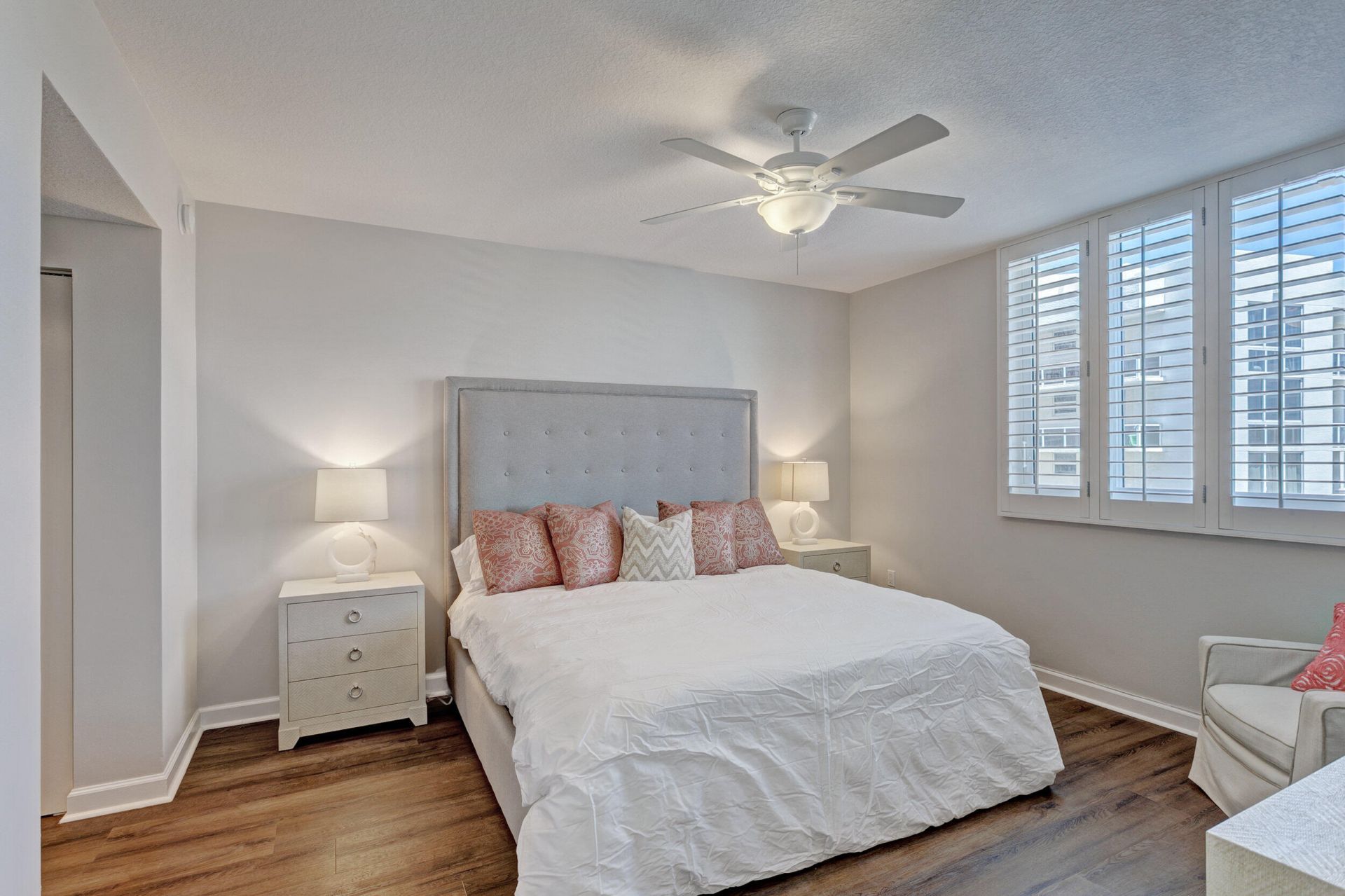 1551 N Flagler Drive, Unit 1102, West Palm Beach, FL 33401 Photo