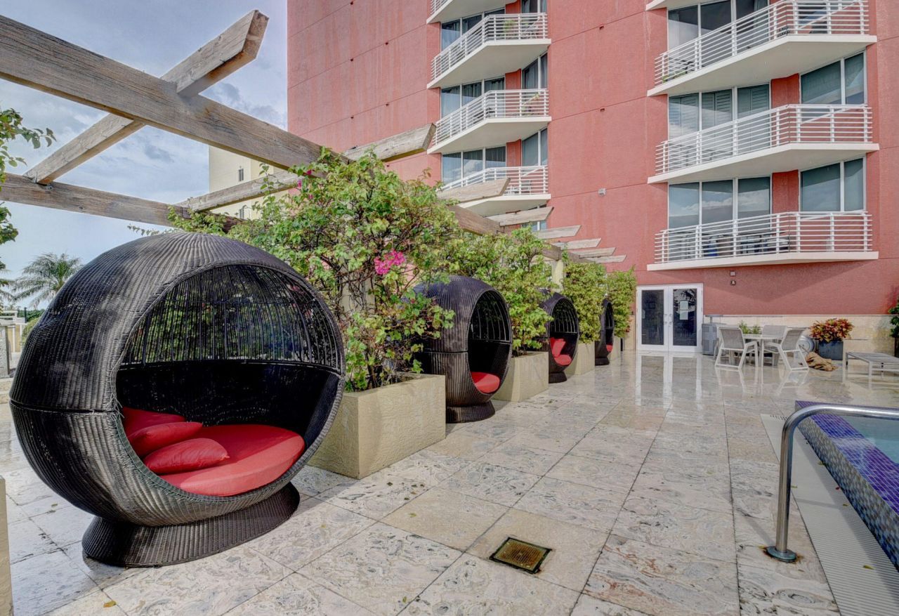 1551 N Flagler Drive, Unit 1102, West Palm Beach, FL 33401 Photo