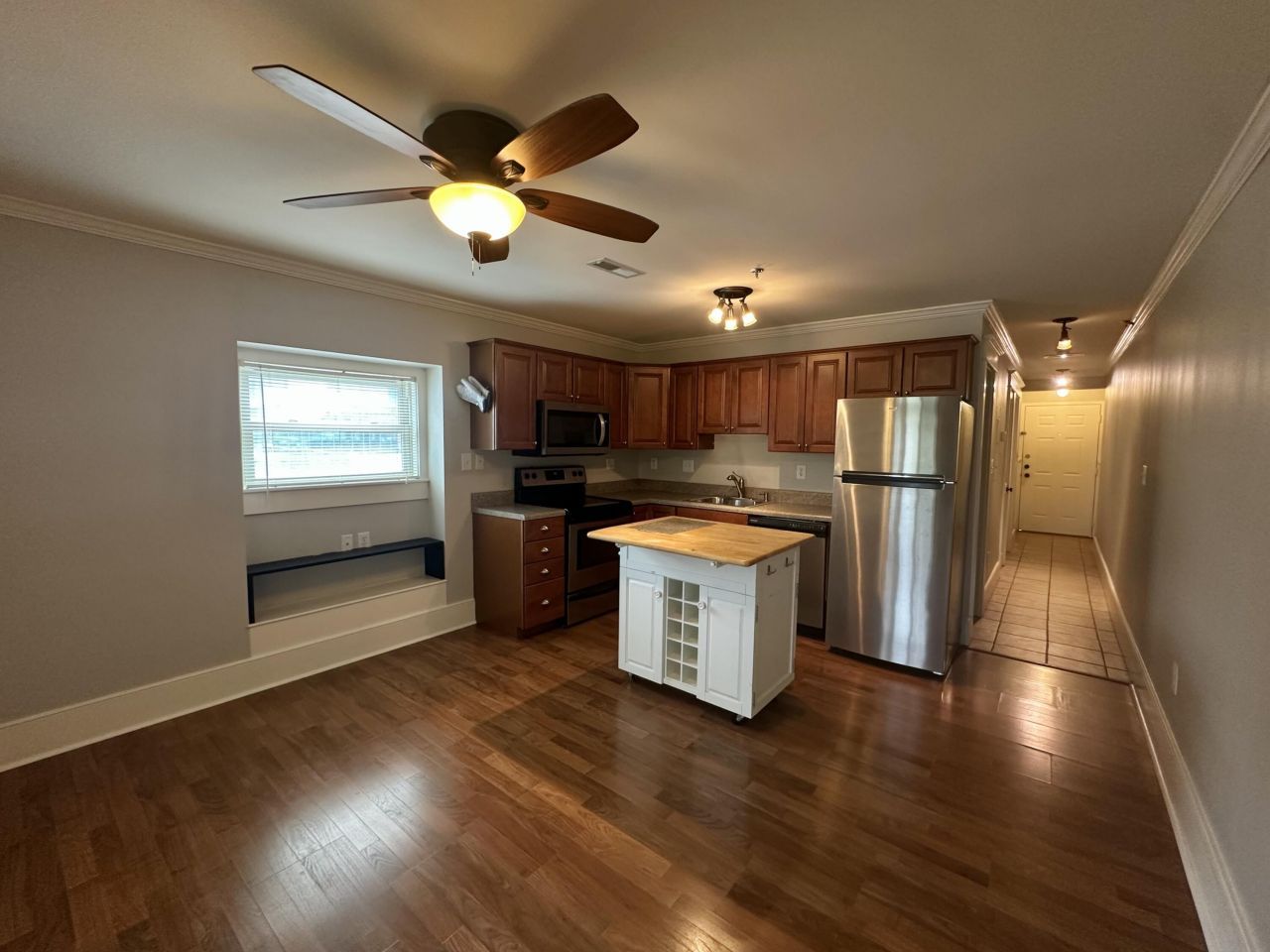 40 Bee Street Photo 4