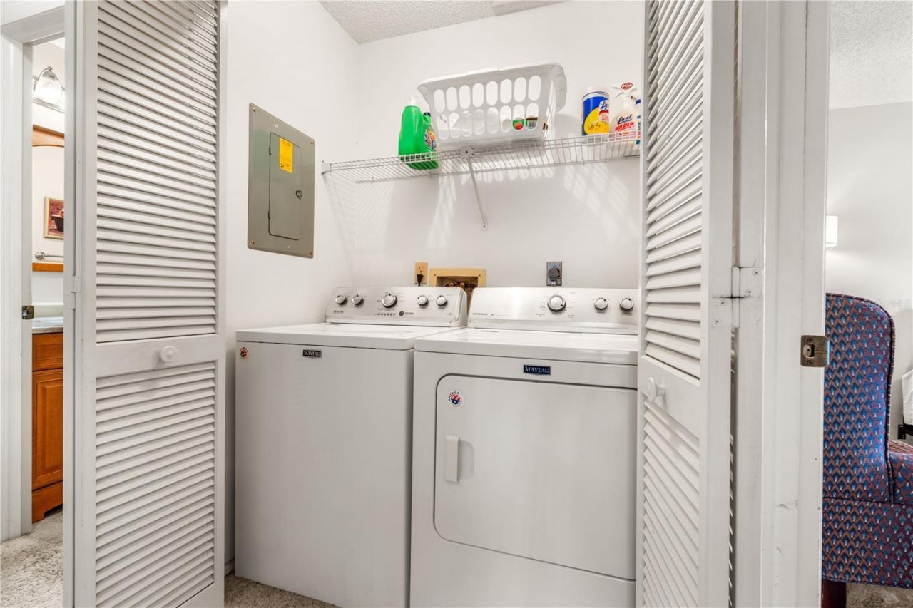 2187 Corinne Court S, Unit C, Saint Petersburg, FL 33712 Photo