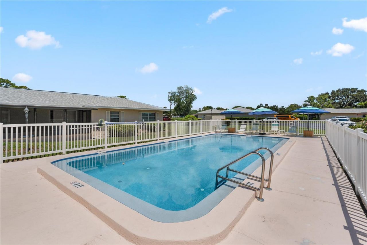 2187 Corinne Court S, Unit C, Saint Petersburg, FL 33712 Photo