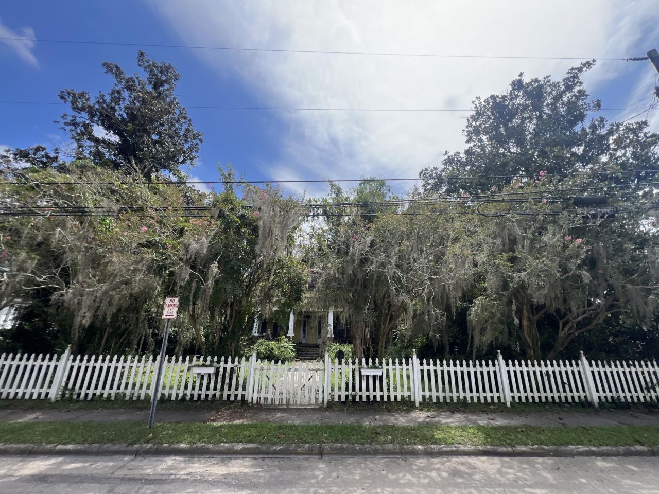 422 Hampton Street Photo 4