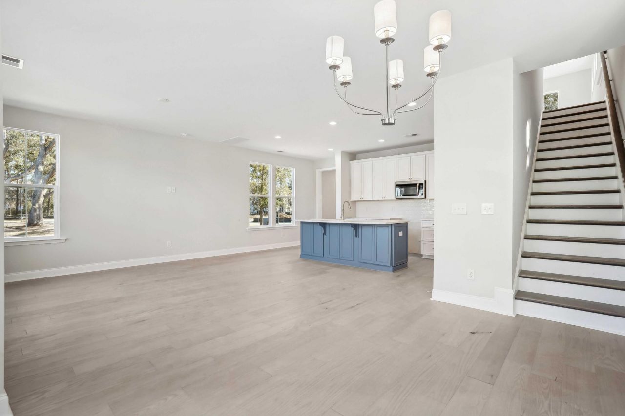 190 Claret Cup Way Photo 1