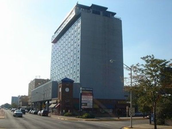 7234 W North Avenue, Unit 711, Elmwood Park, IL 60707