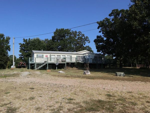 633 Hwy 289 S, Salem, AR 72576