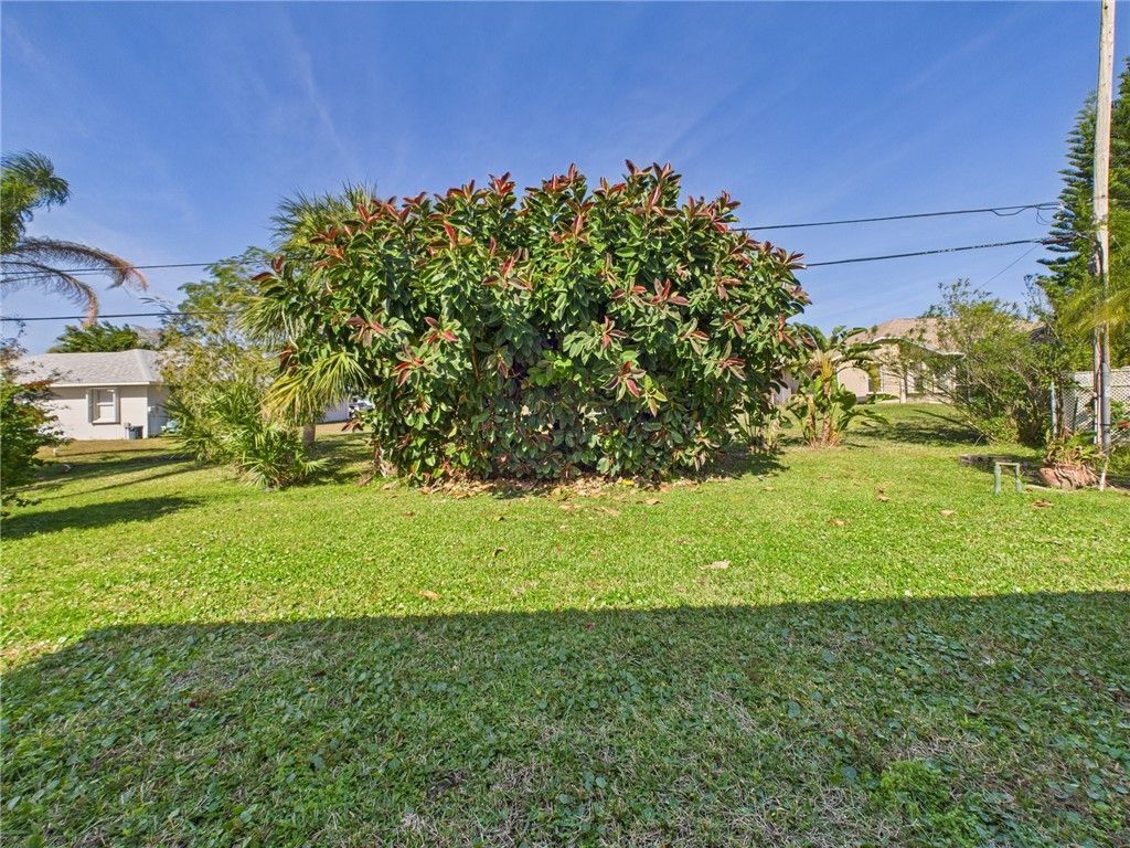 907 Starflower Avenue, Sebastian, FL 32958 Photo