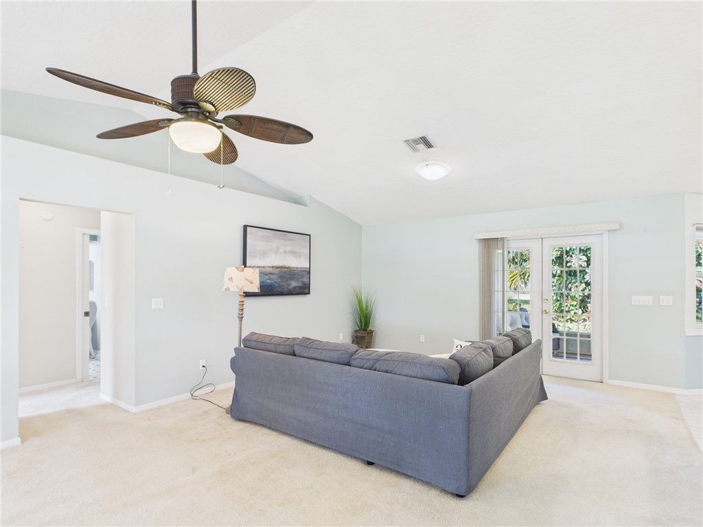 907 Starflower Avenue, Sebastian, FL 32958 Photo