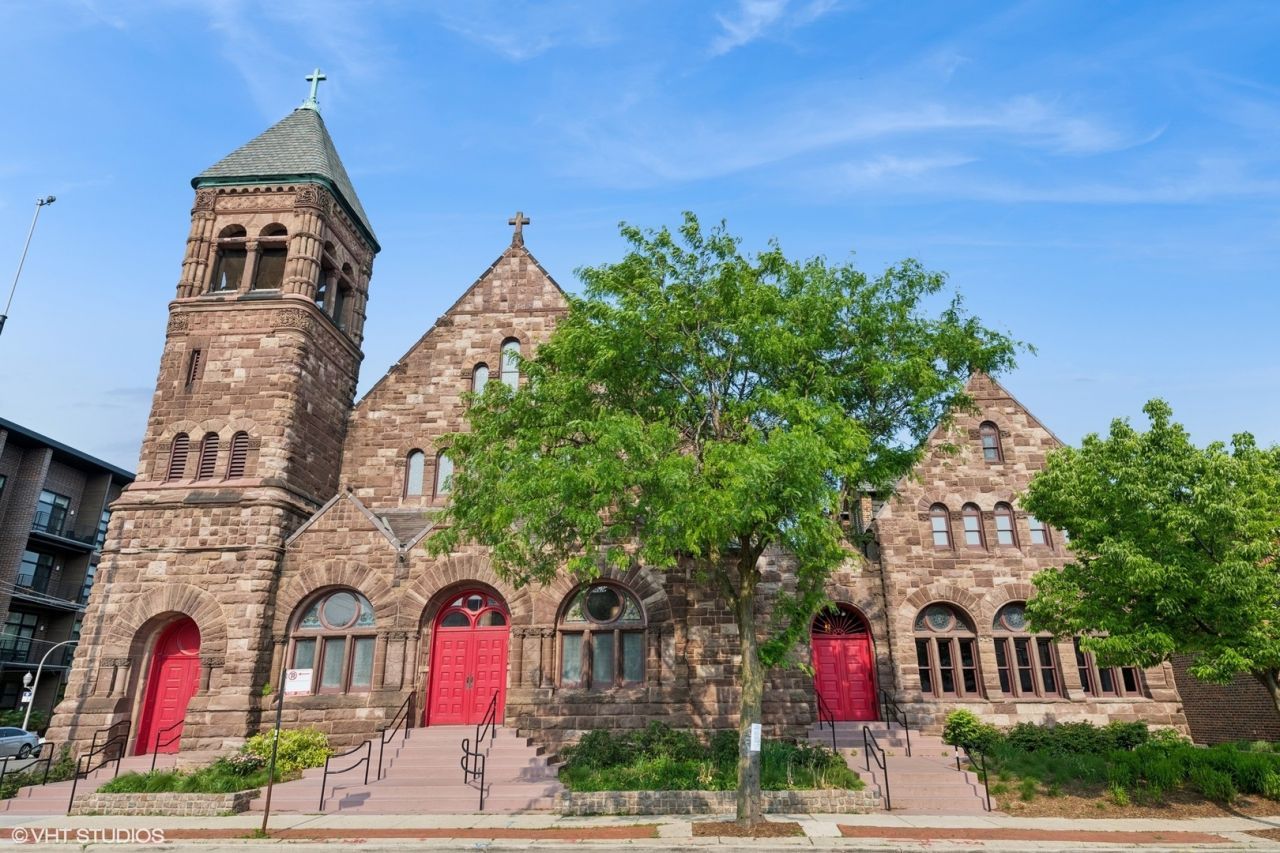 201 S Ashland Avenue, Chicago, IL 60607