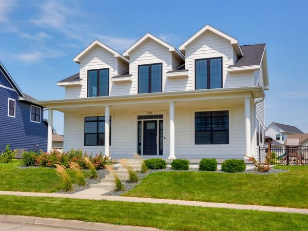 1521 SW Westview Drive, Ankeny, IA 50023