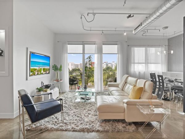 313 NE 2nd Street, Unit 405, Fort Lauderdale, FL 33301