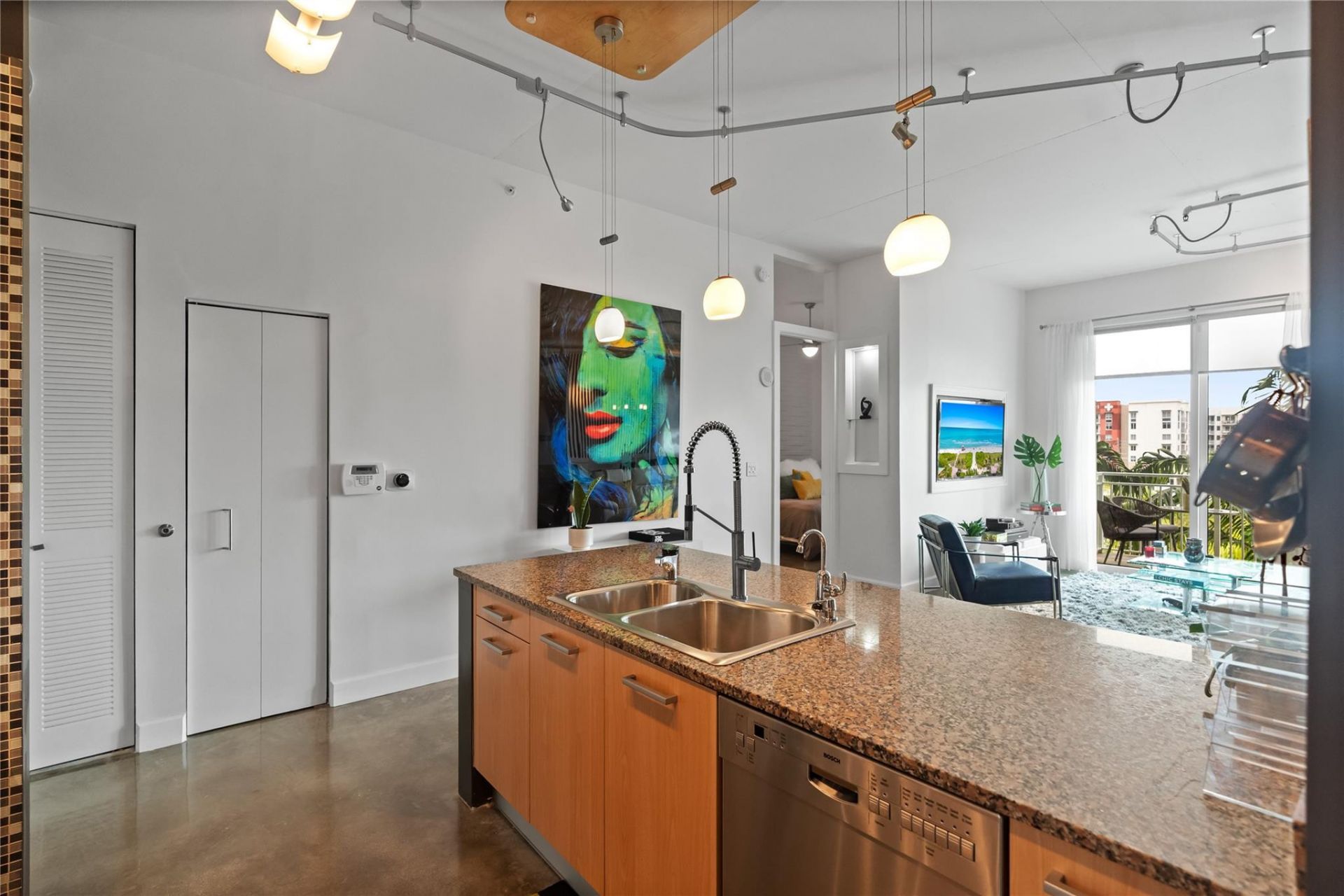 313 NE 2nd Street, Unit 405, Fort Lauderdale, FL 33301 Photo