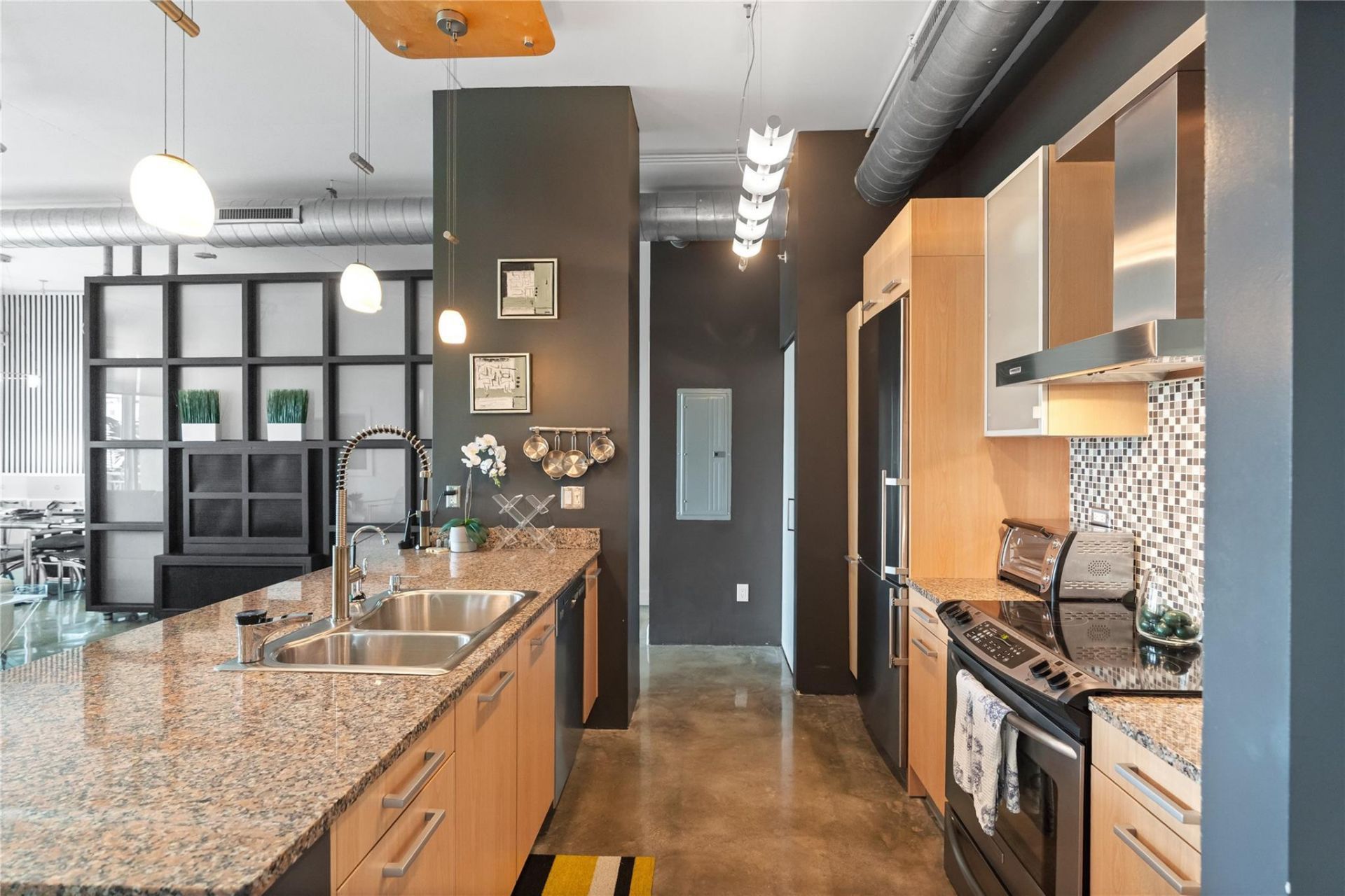 313 NE 2nd Street, Unit 405, Fort Lauderdale, FL 33301 Photo