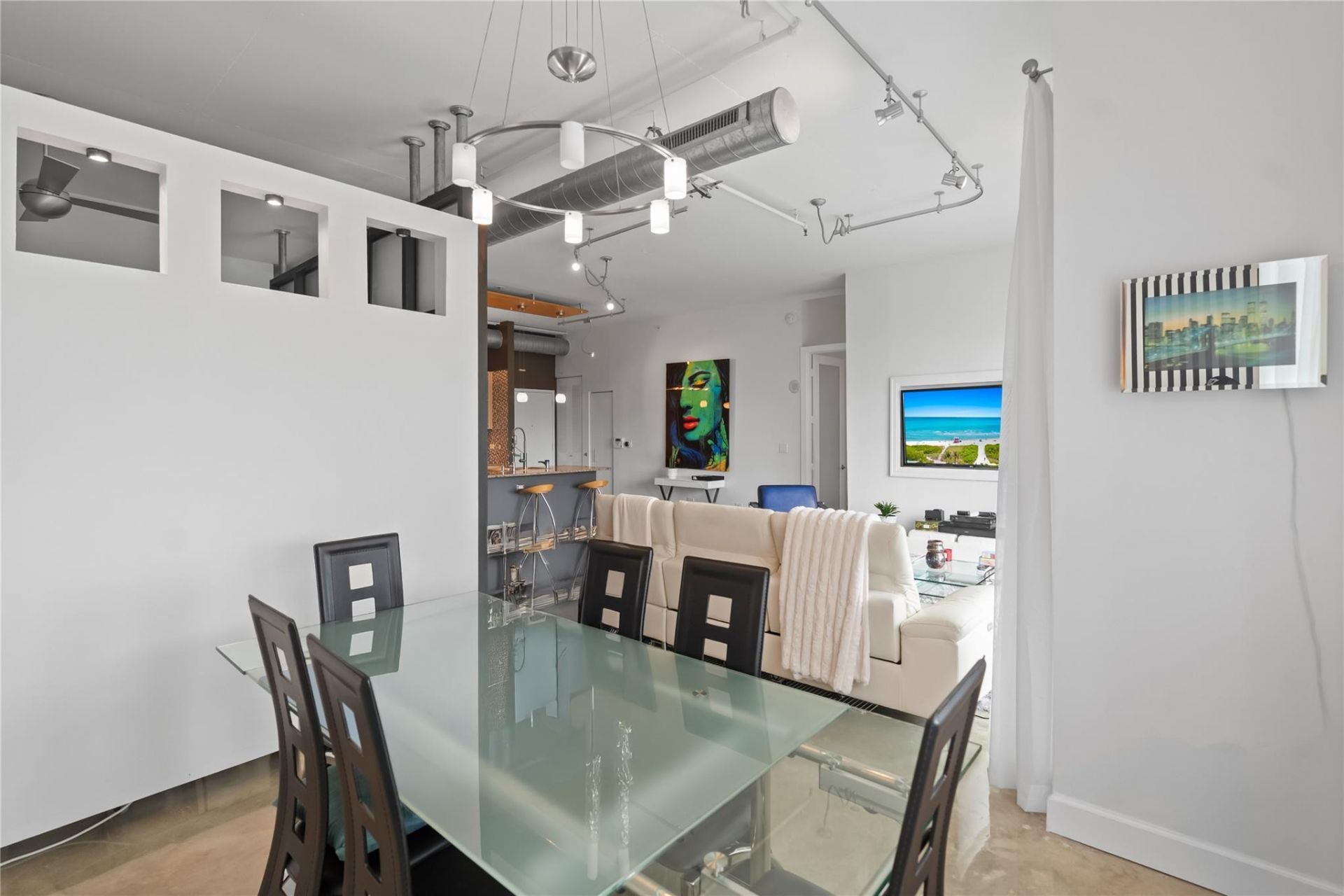 313 NE 2nd Street, Unit 405, Fort Lauderdale, FL 33301 Photo