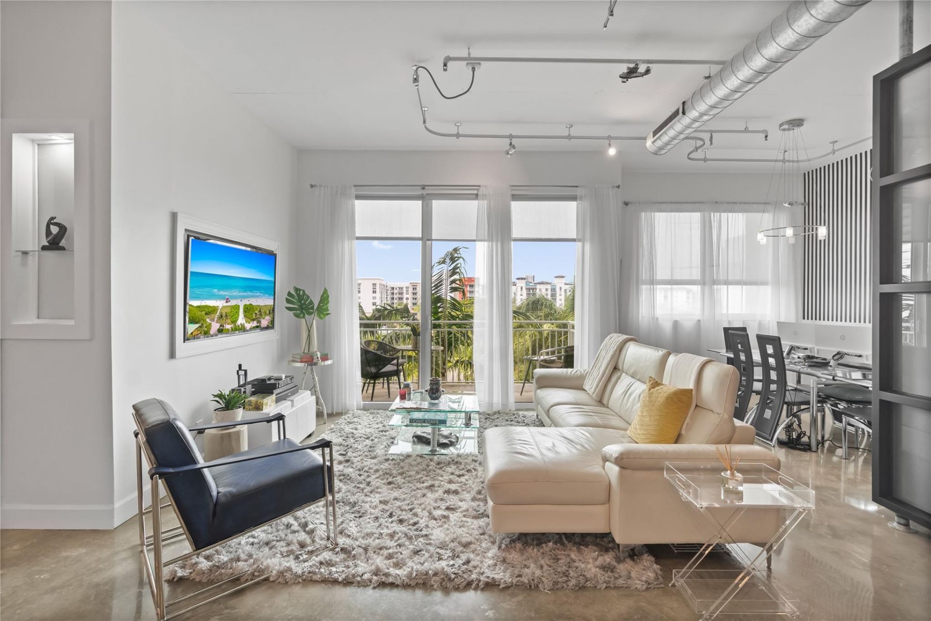 313 NE 2nd Street, Unit 405, Fort Lauderdale, FL 33301 Photo