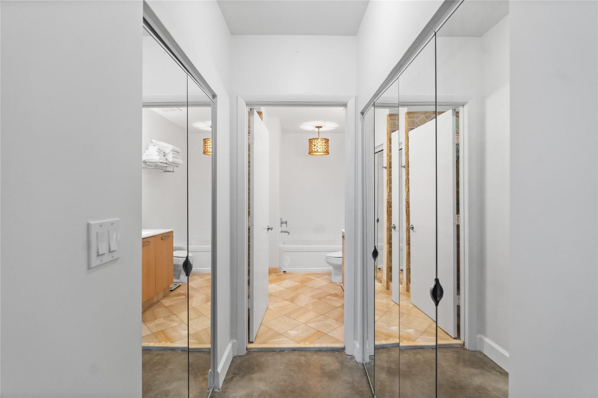 313 NE 2nd Street, Unit 405, Fort Lauderdale, FL 33301 Photo