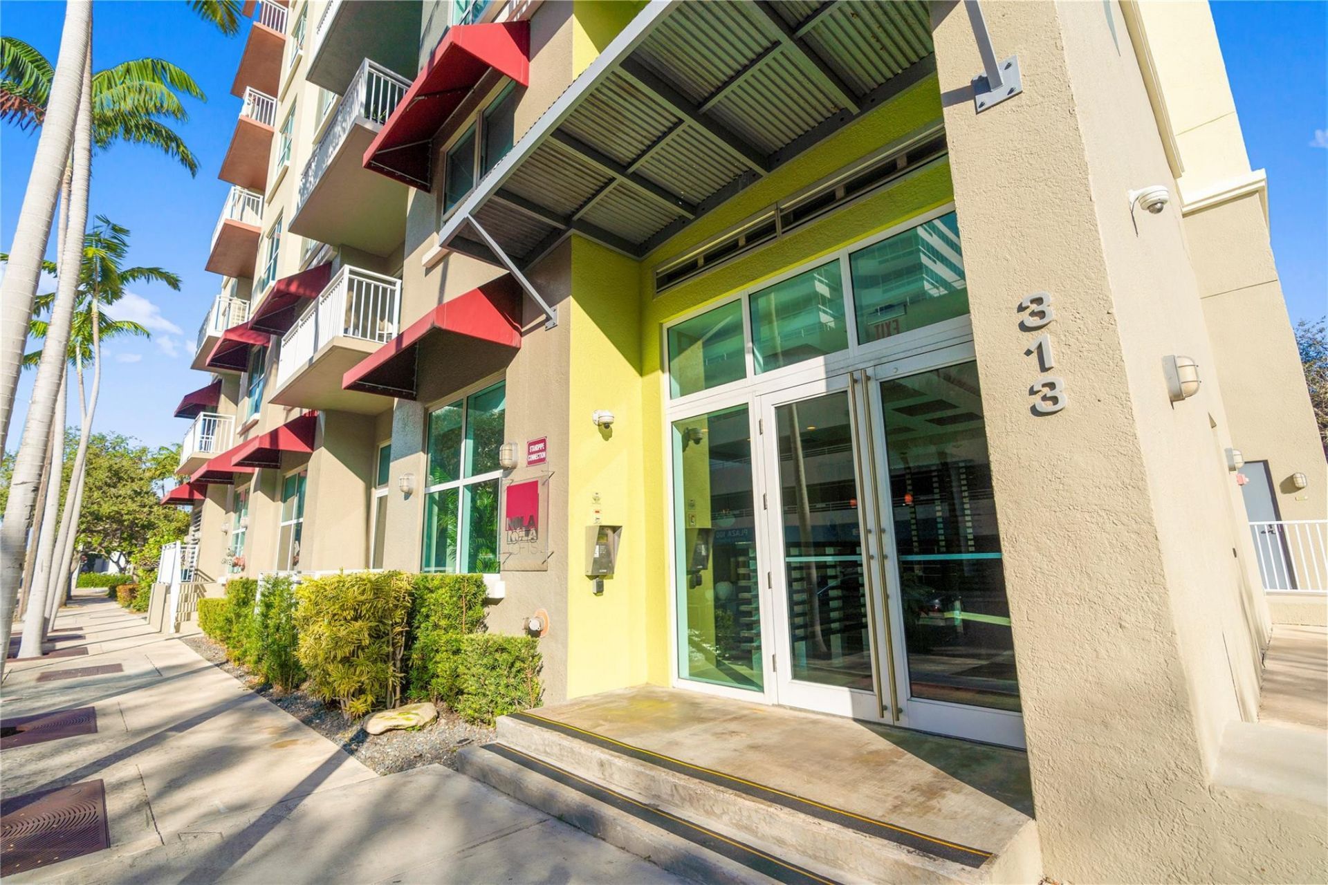 313 NE 2nd Street, Unit 405, Fort Lauderdale, FL 33301 Photo