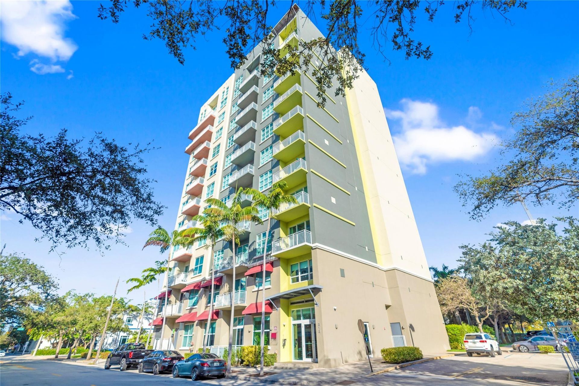 313 NE 2nd Street, Unit 405, Fort Lauderdale, FL 33301 Photo