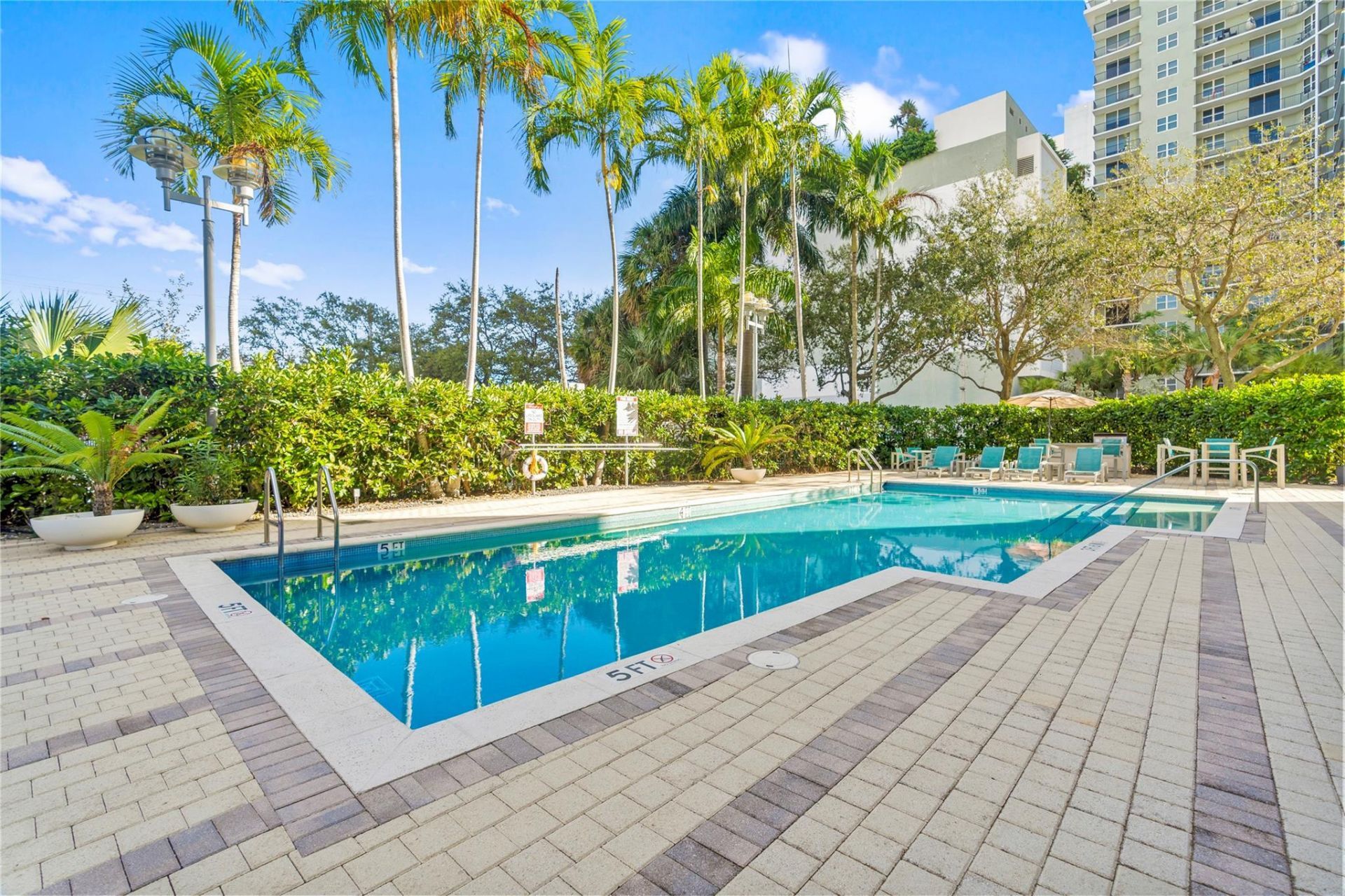 313 NE 2nd Street, Unit 405, Fort Lauderdale, FL 33301 Photo
