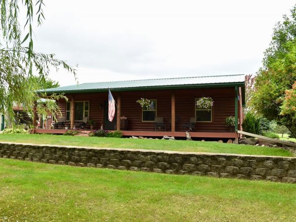 1610 Plum Street, Grasston, MN 55030