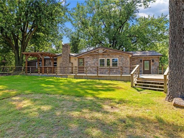 13941 Holloway Road, Hiwasse, AR 72739