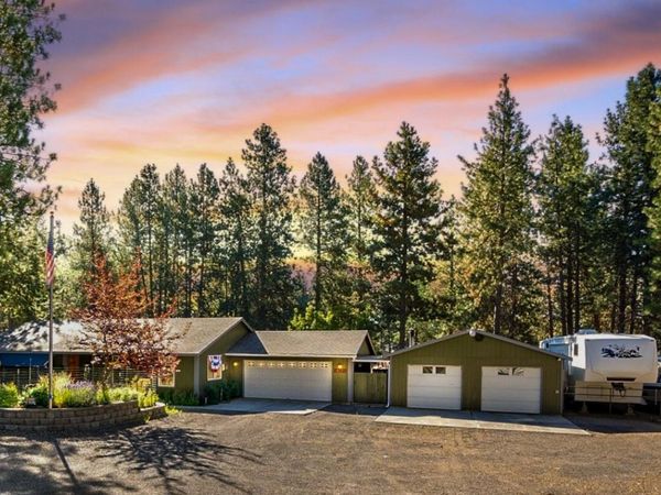 19275 Cherokee Road, Bend, OR 97702