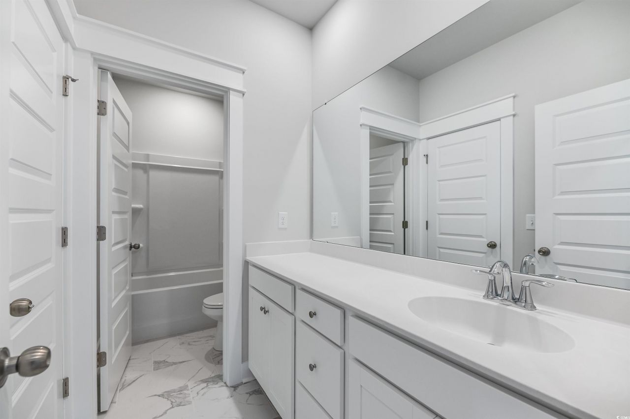 8314 Esplanade Shore Dr. Photo 18