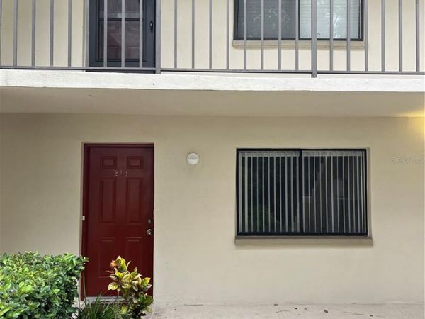 3300 FOX CHASE CIRCLE N, Unit 213, PALM HARBOR, FL 34683