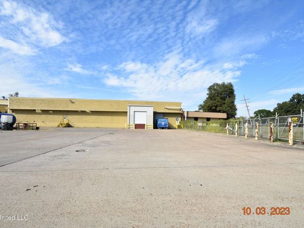 956 N Broadway Street, Greenville, MS 38701