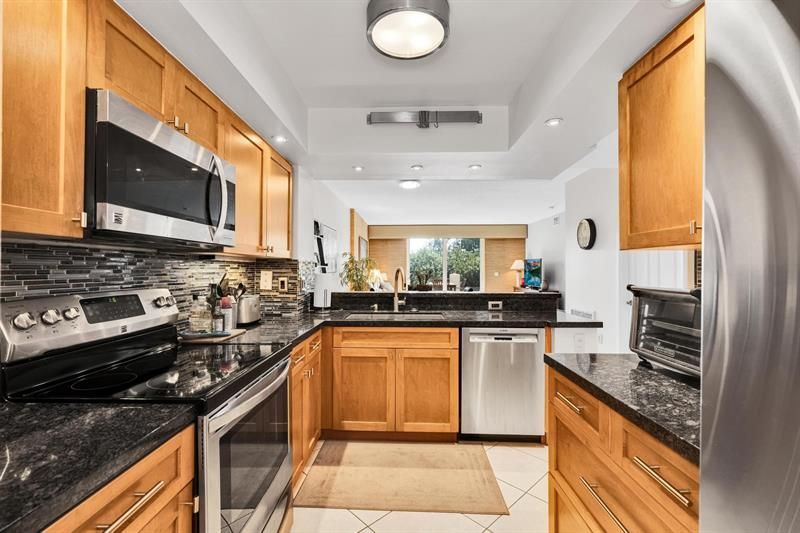 2880 NE 14th Street Causeway, Unit 110, Pompano Beach, FL 33062 Photo